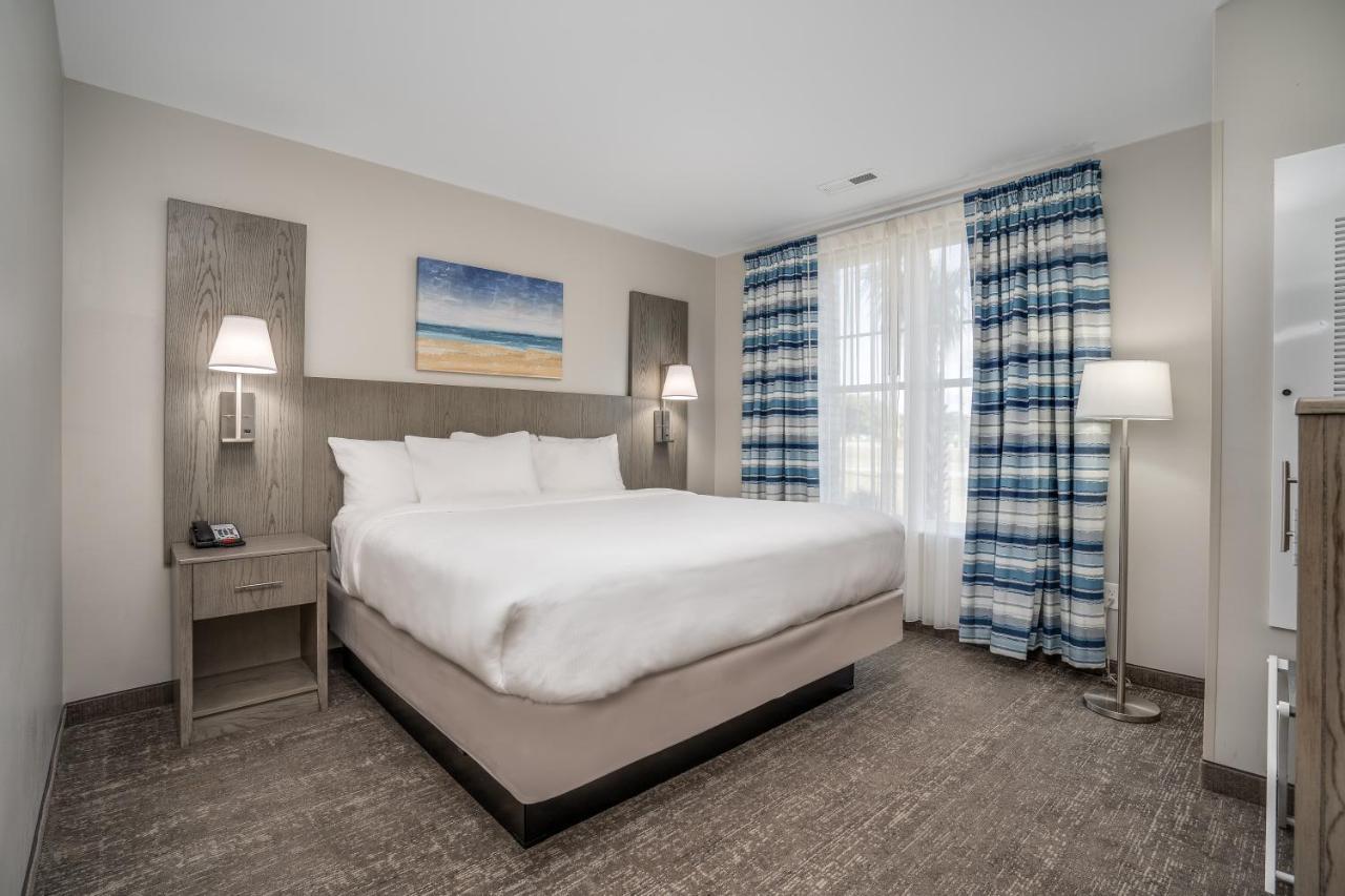 Lighthouse Suites - Best Western Signature Collection Emerald Isle Luaran gambar