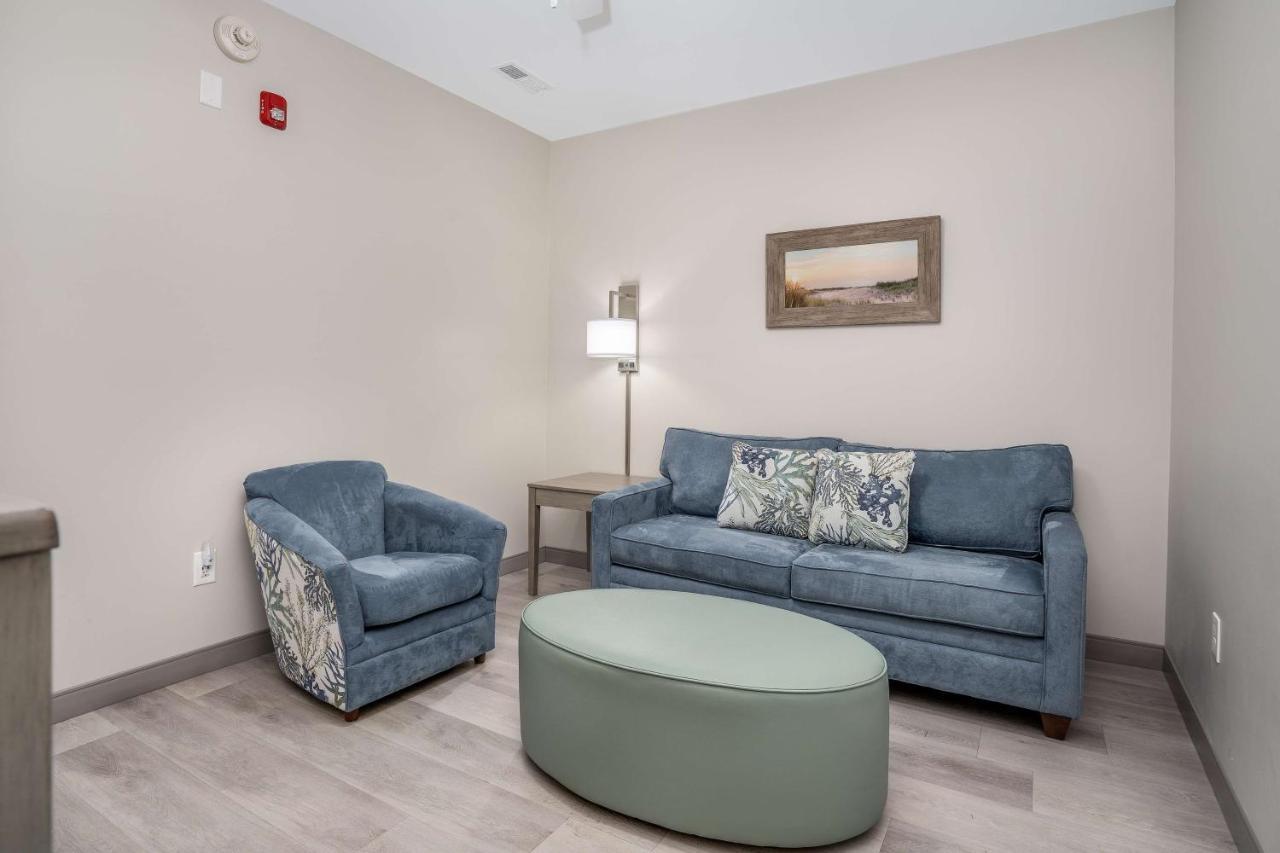 Lighthouse Suites - Best Western Signature Collection Emerald Isle Luaran gambar