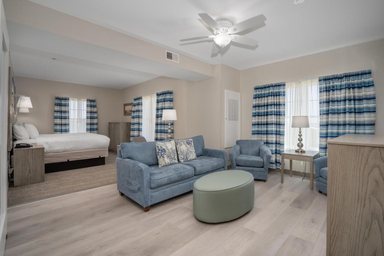 Lighthouse Suites - Best Western Signature Collection Emerald Isle Luaran gambar